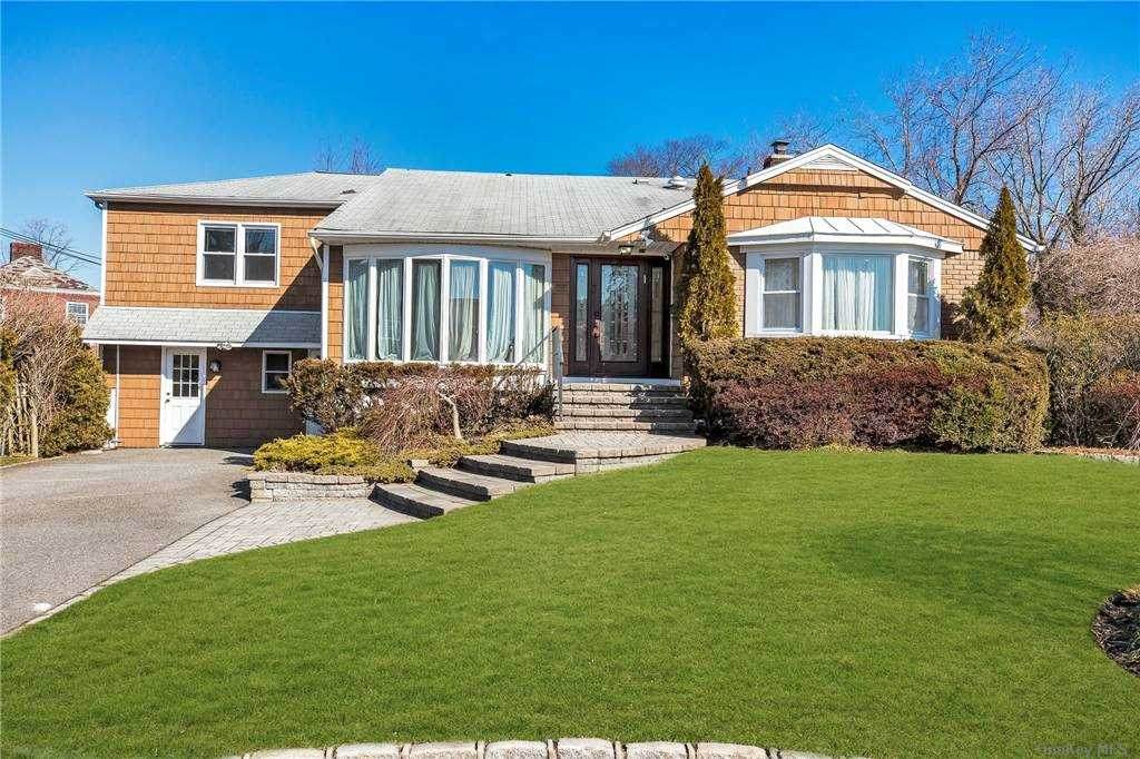 55 Blue Bird Drive - Photo 1