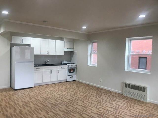108-44 41 Avenue - Photo 1