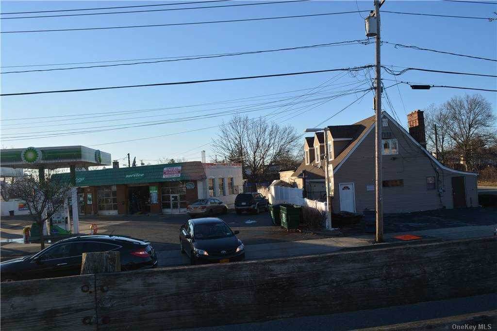 1009 Fulton Street - Photo 1