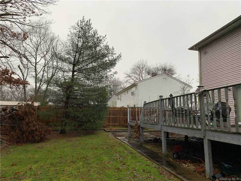 29 Columbo Dr - Photo 1