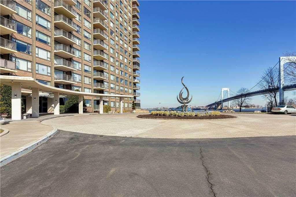 166-25 Powells Cove Boulevard - Photo 1