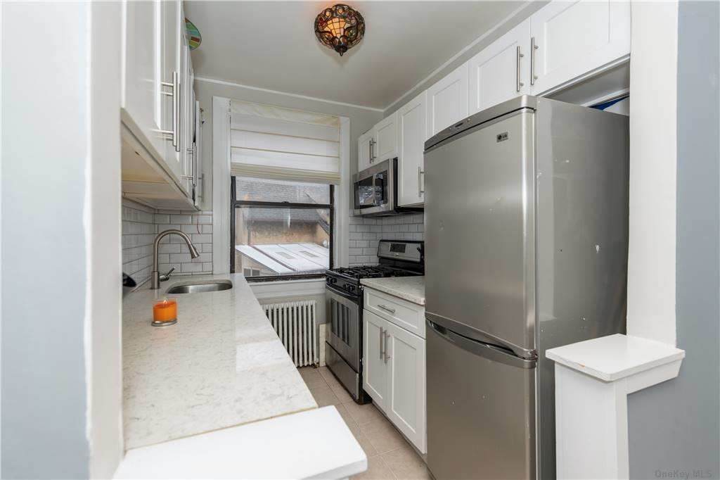 40-01 Little Neck Parkway - Photo 1