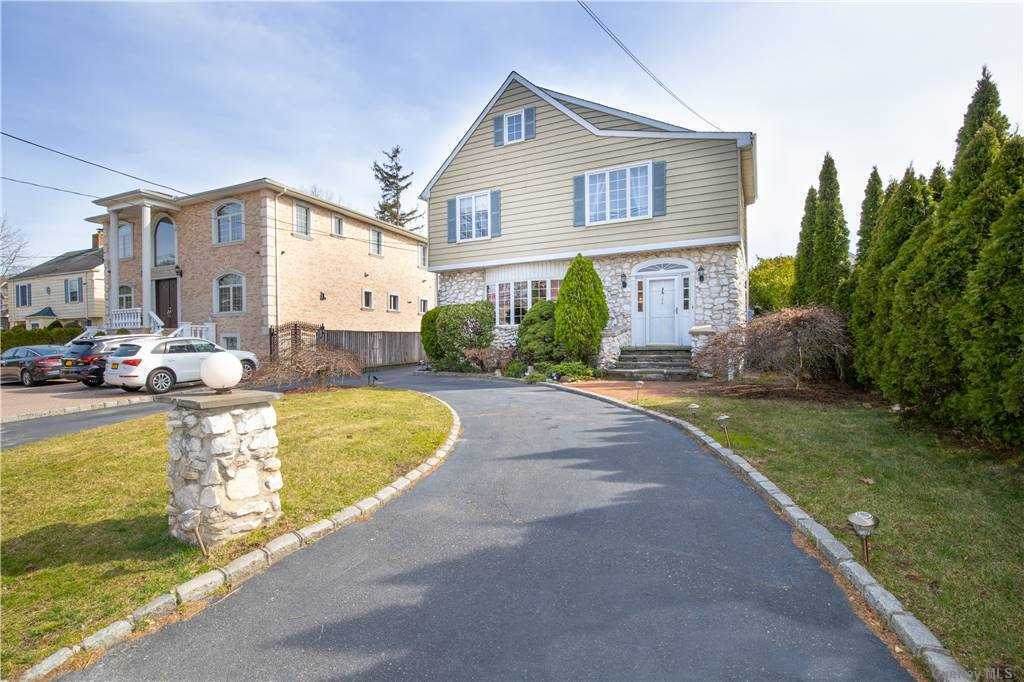 155 Combs Avenue - Photo 1