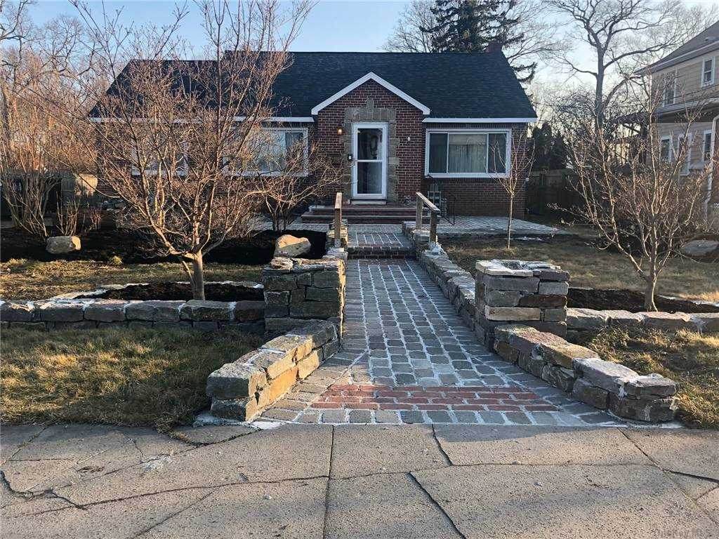 120 Carman Street - Photo 1