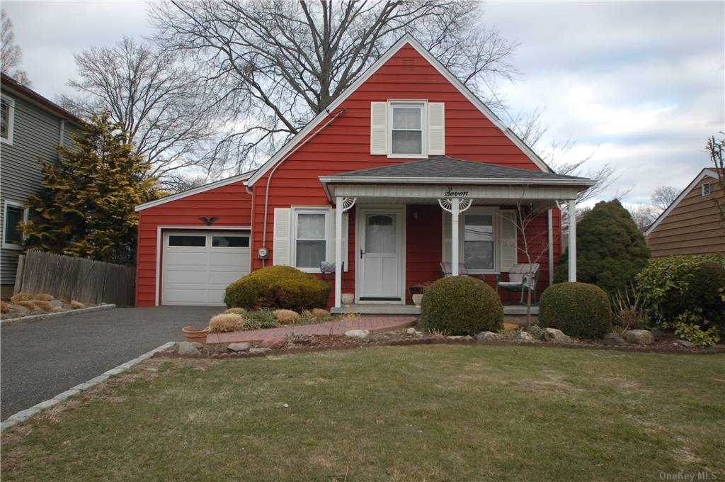 7 Miles Avenue - Photo 1