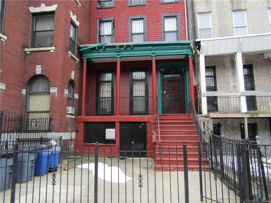 1354 Pacific Street - Photo 1