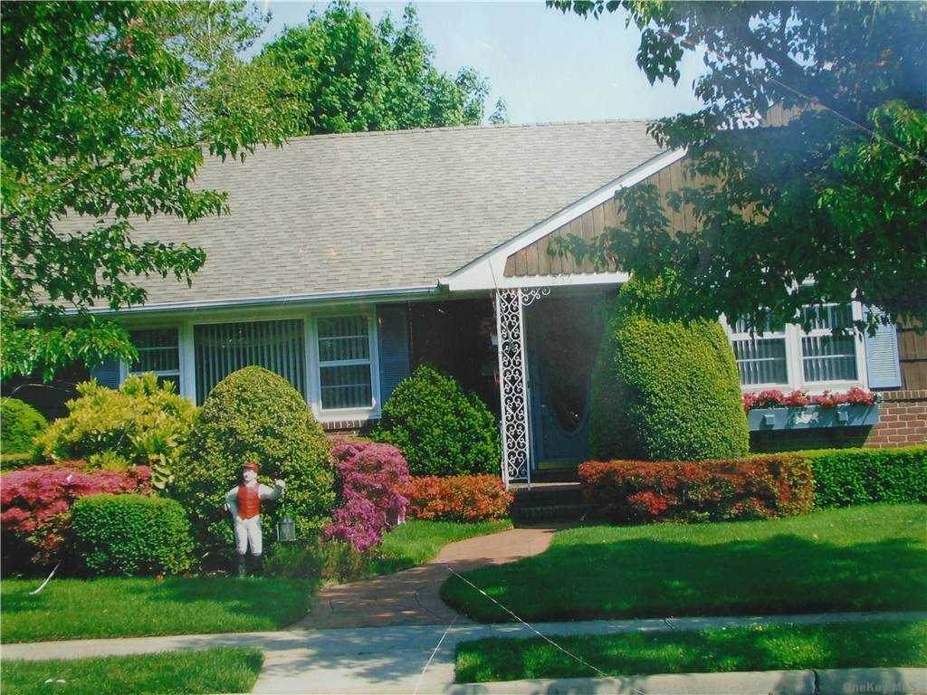 256 Pacific Avenue - Photo 1