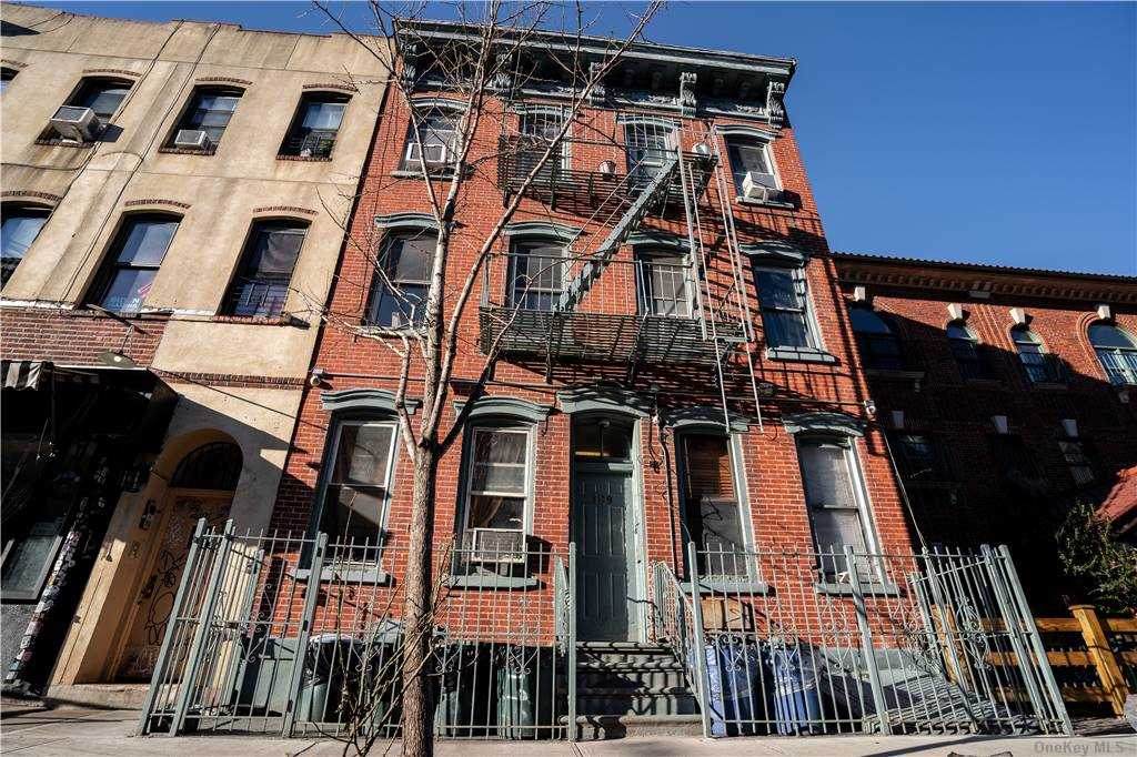 199 Meserole Street - Photo 1
