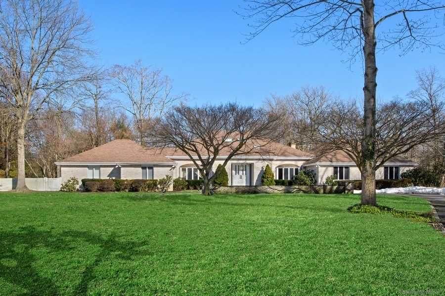 2 Mill Pond Lane - Photo 1