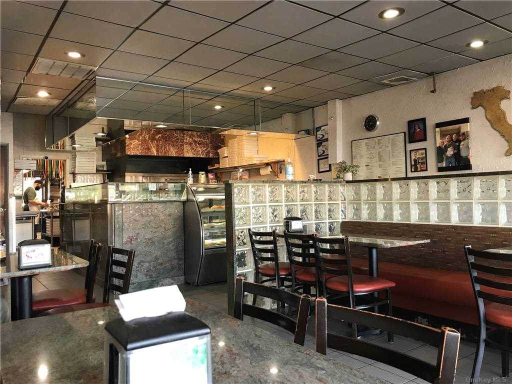 211 Commack Road - Photo 1