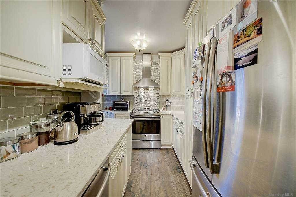 99-72 66th Rd - Photo 1