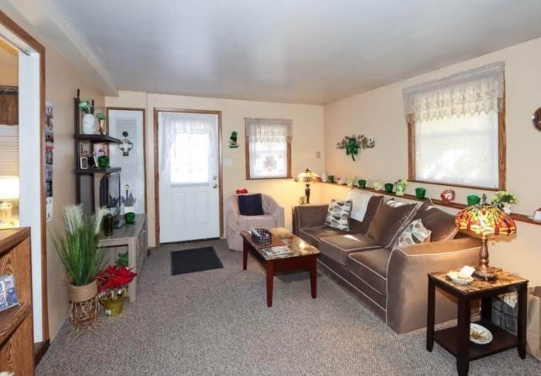 8 Wedgewood Drive - Photo 1