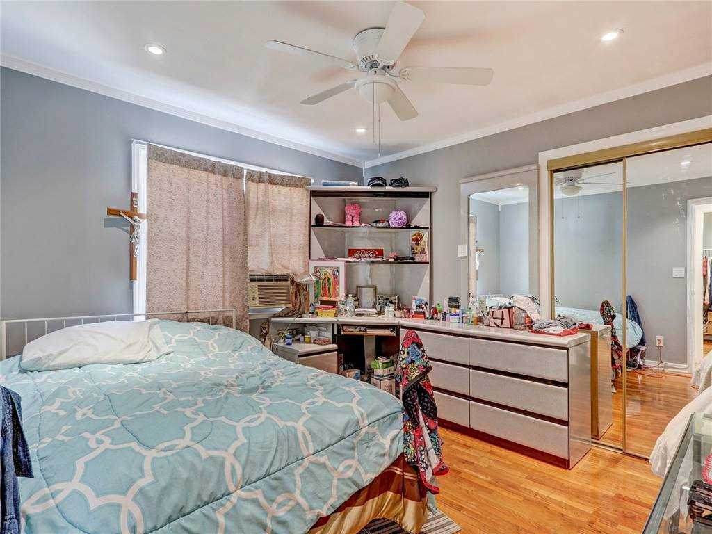 12 Schiller Street - Photo 1