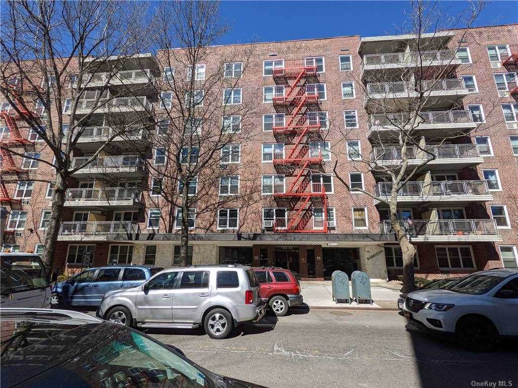 142-05 Roosevelt Avenue - Photo 1