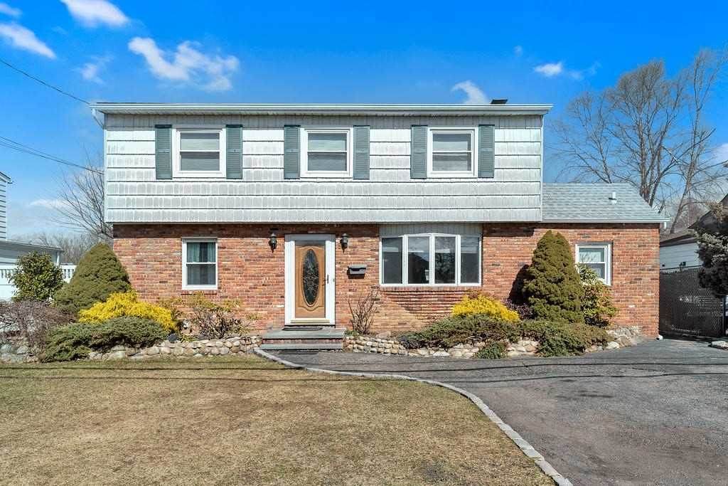 9 Dorothy Street - Photo 1