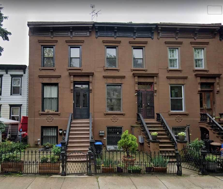 315 Decatur Street - Photo 1