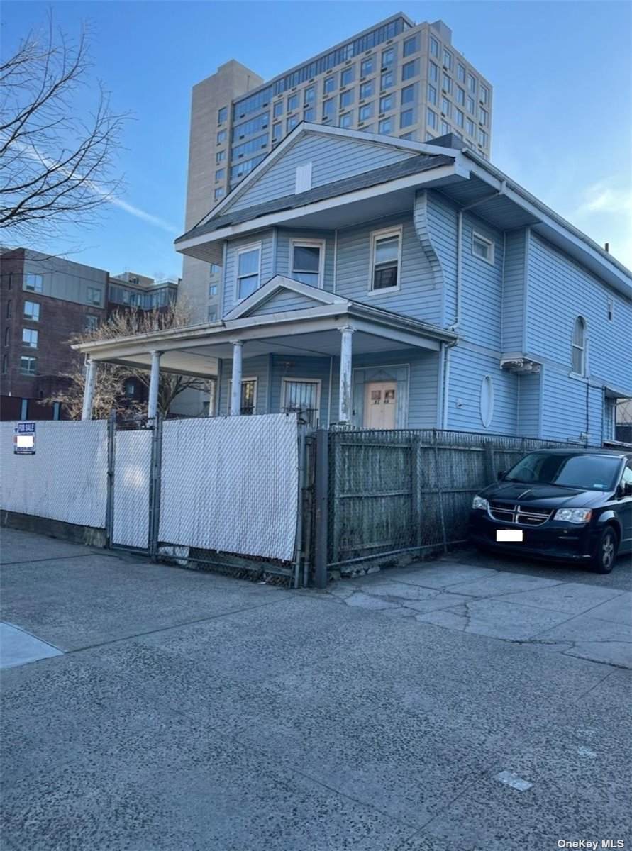 87-86 153rd Street - Photo 1