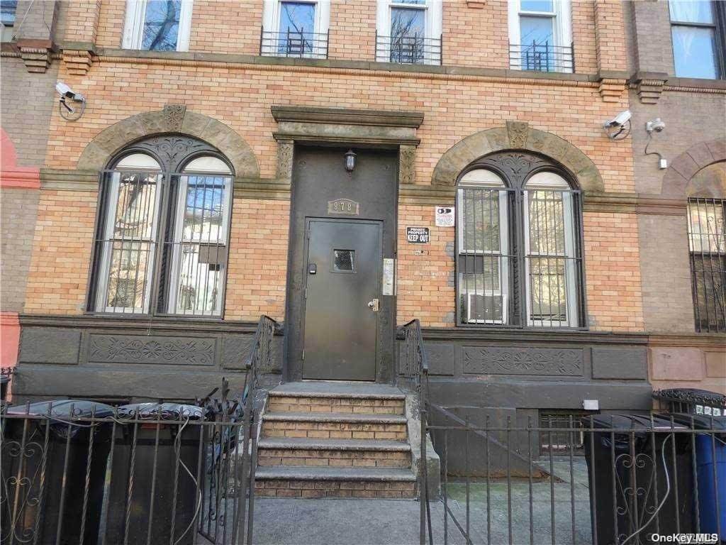 878 Greene Avenue - Photo 1