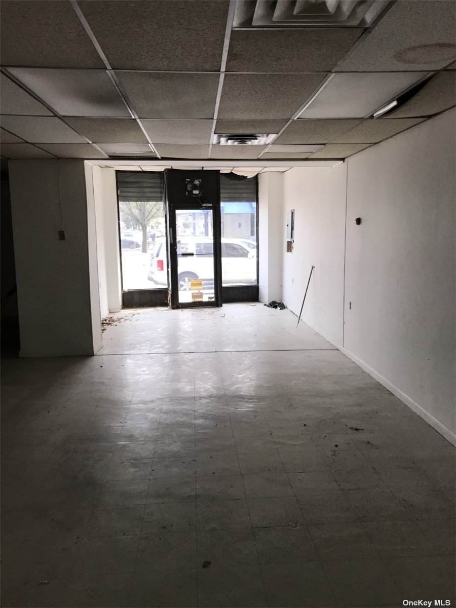 64-19 Myrtle Avenue - Photo 1