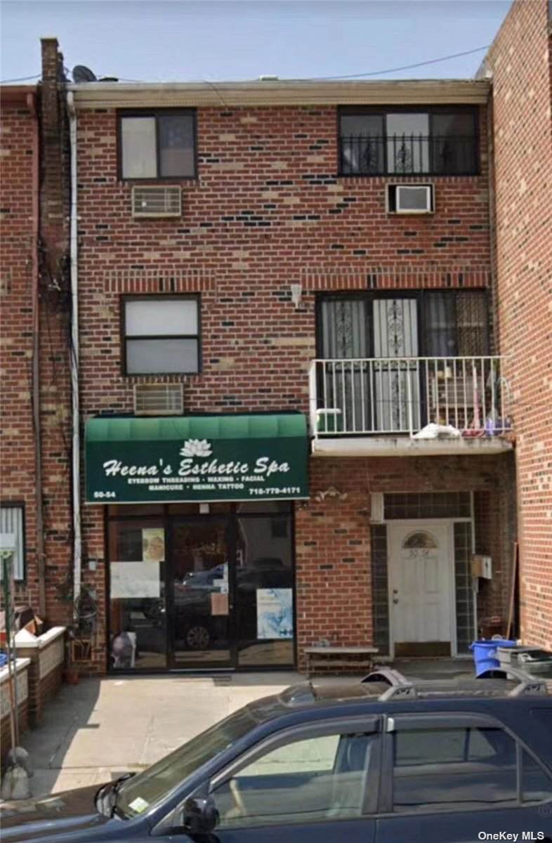 5054 69 Street - Photo 1