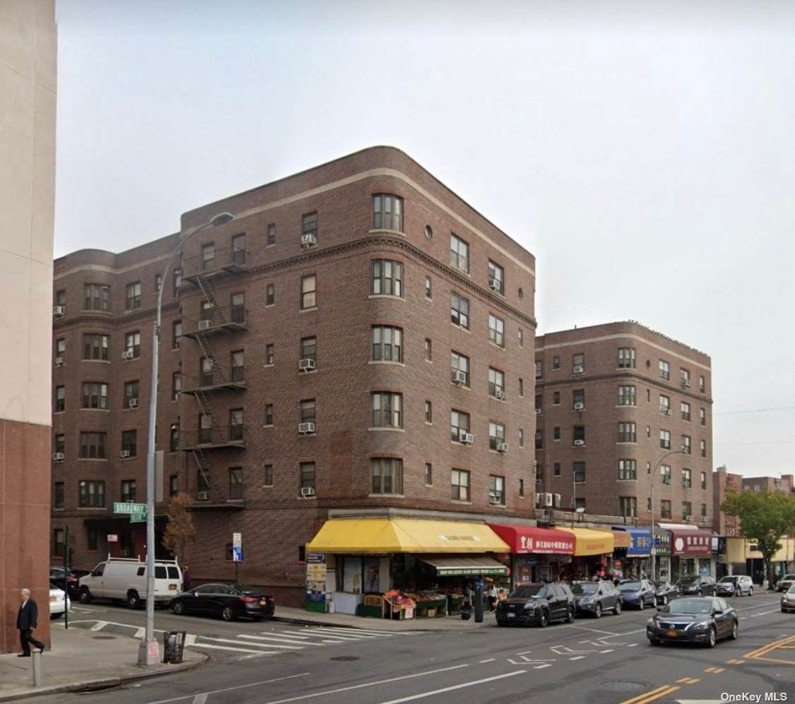 83-06 Vietor Avenue - Photo 1