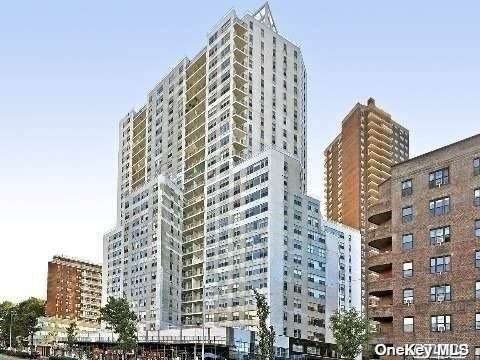 125-10 Queens Boulevard - Photo 1