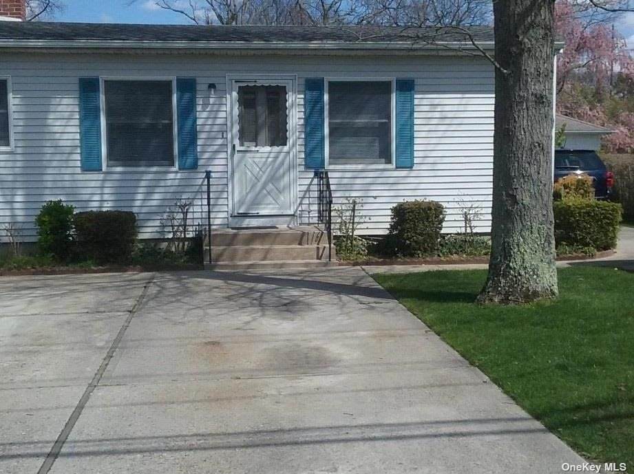 1331 Manor Lane - Photo 1