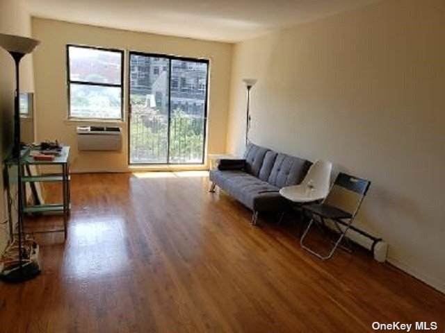 112-19 75th Avenue - Photo 1