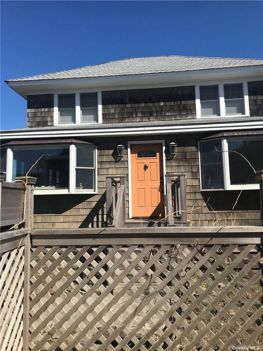 16 Crescent - Photo 1