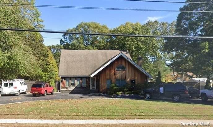 65 Morris Avenue - Photo 1
