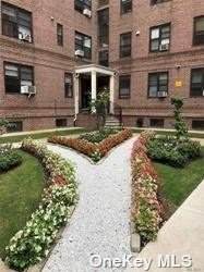 36-20 Bowne Street - Photo 1