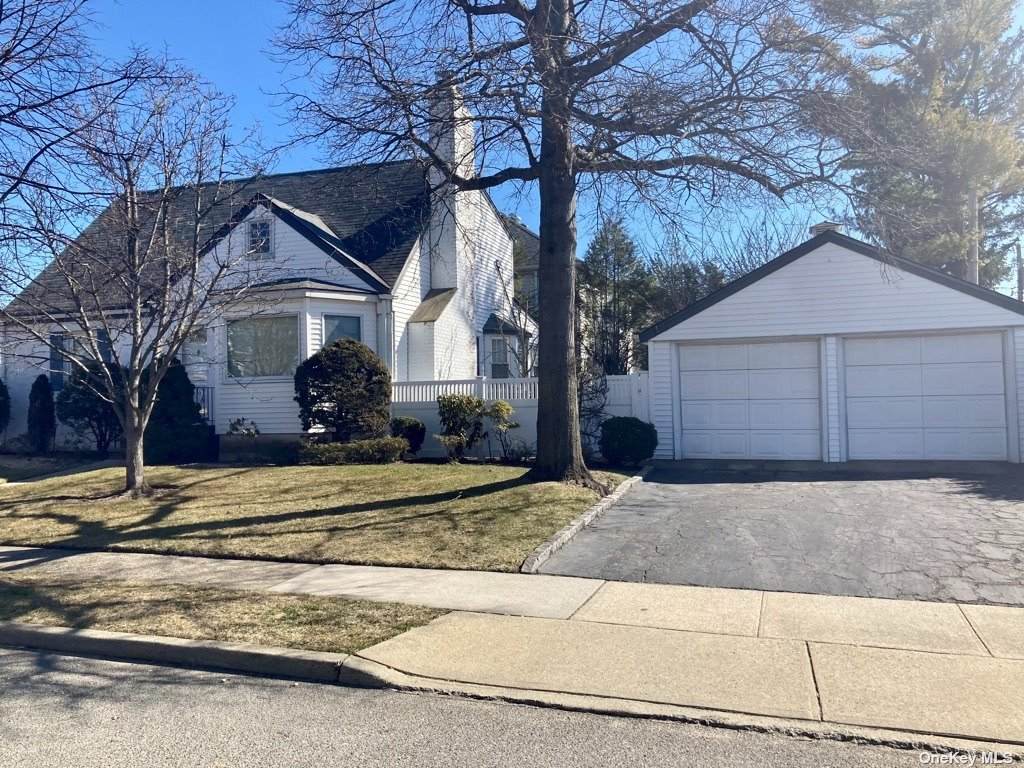 382 Sunny Lane - Photo 1