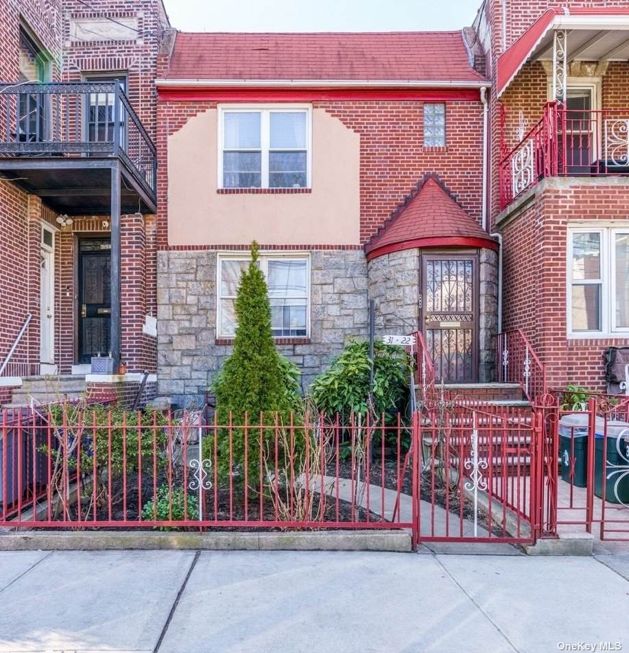31-22 28th Avenue - Photo 1