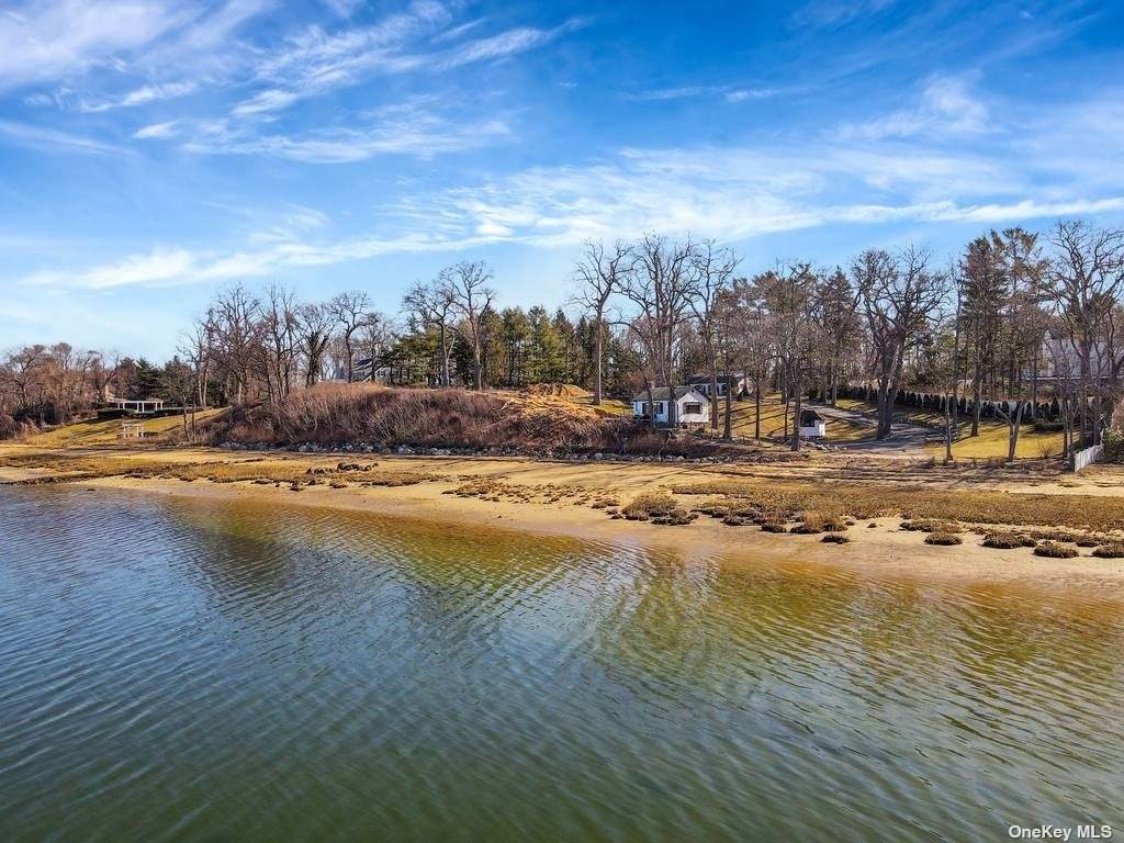 300 Centre Island Road - Photo 1