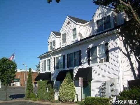 100 Mariner's Way - Photo 1