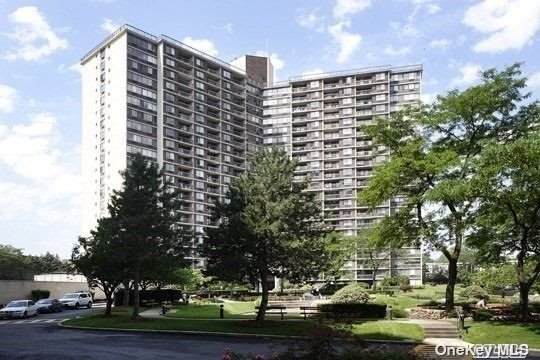 1 Bay Club Drive - Photo 1
