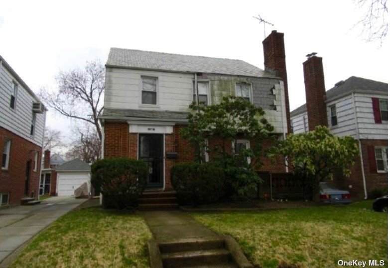 157-51 27th Avenue - Photo 1