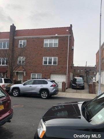 31-56 48 Street - Photo 1