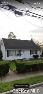 727 Lawrence Street - Photo 1