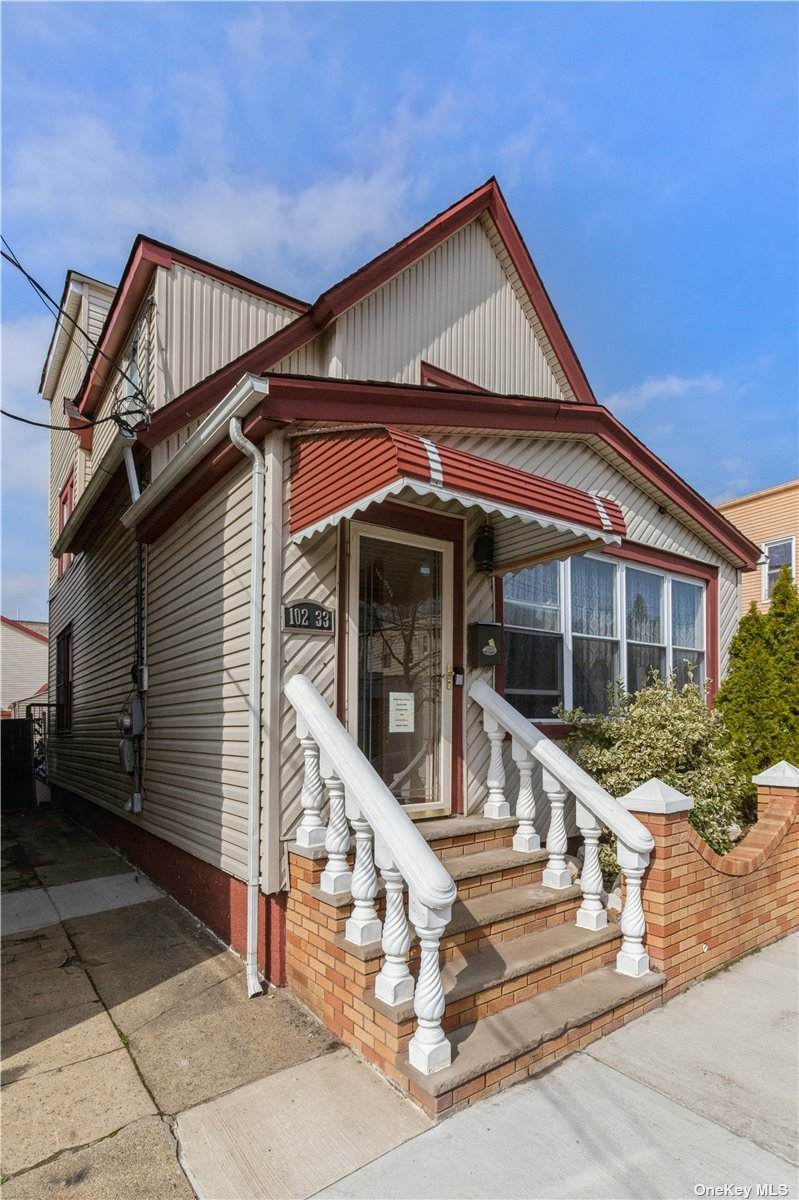102-33 92nd Avenue - Photo 1