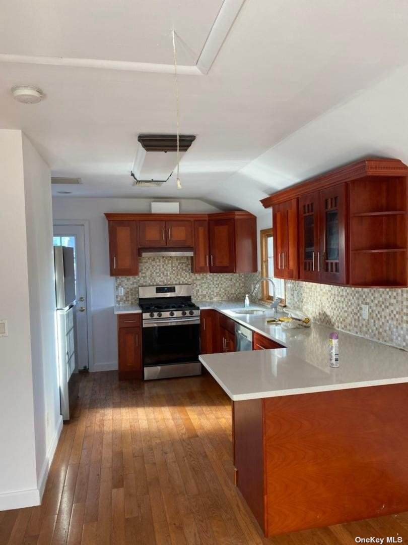 150-04 Bayside Avenue - Photo 1