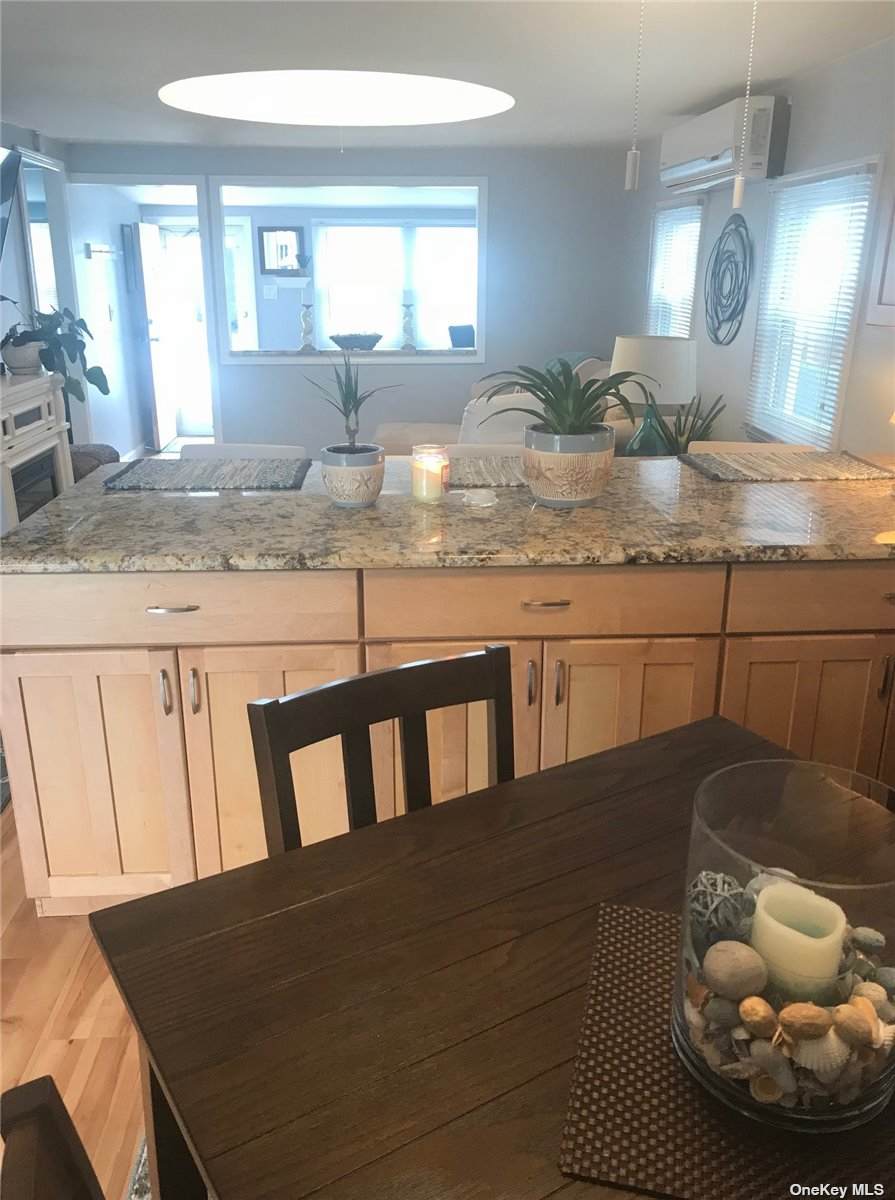 77 Wisconsin Street - Photo 1