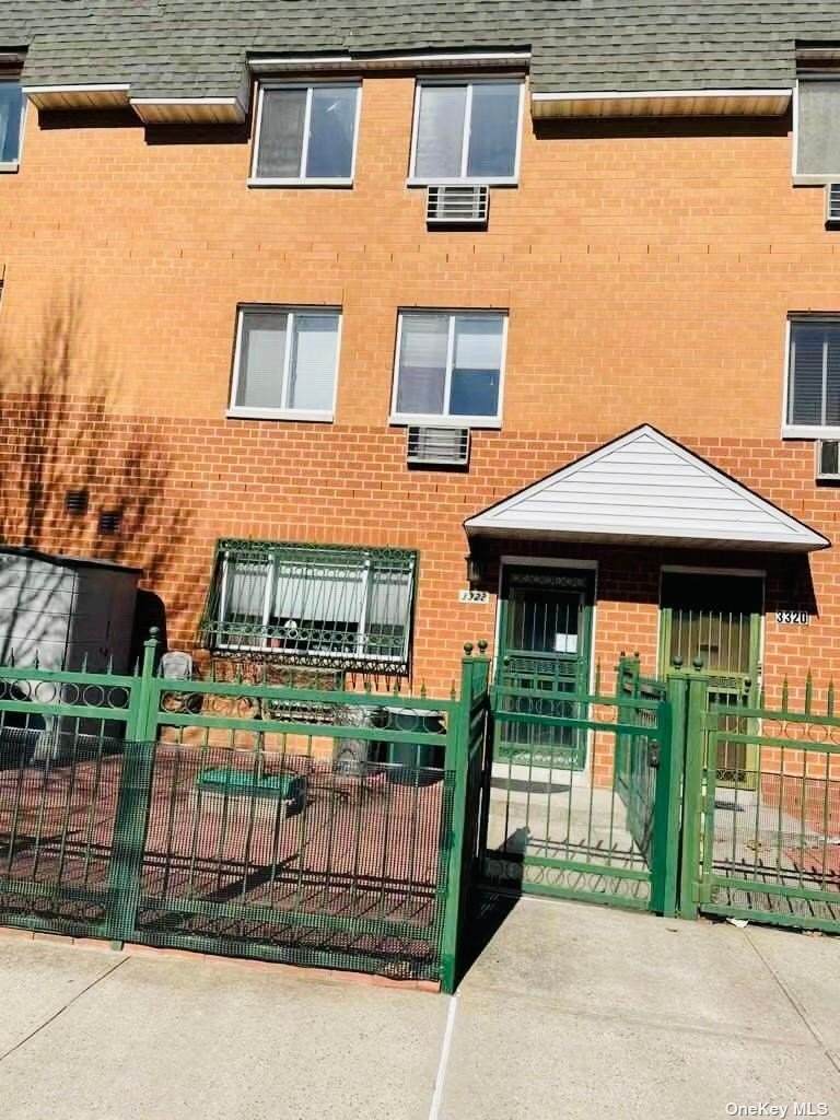 33-22 14th Street - Photo 1