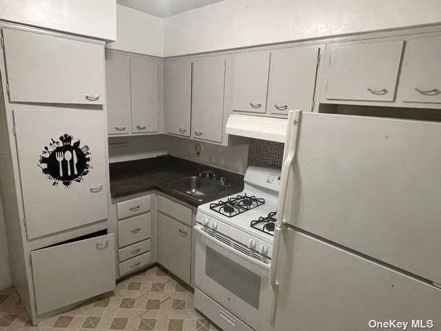 77-09 30 Ave - Photo 1