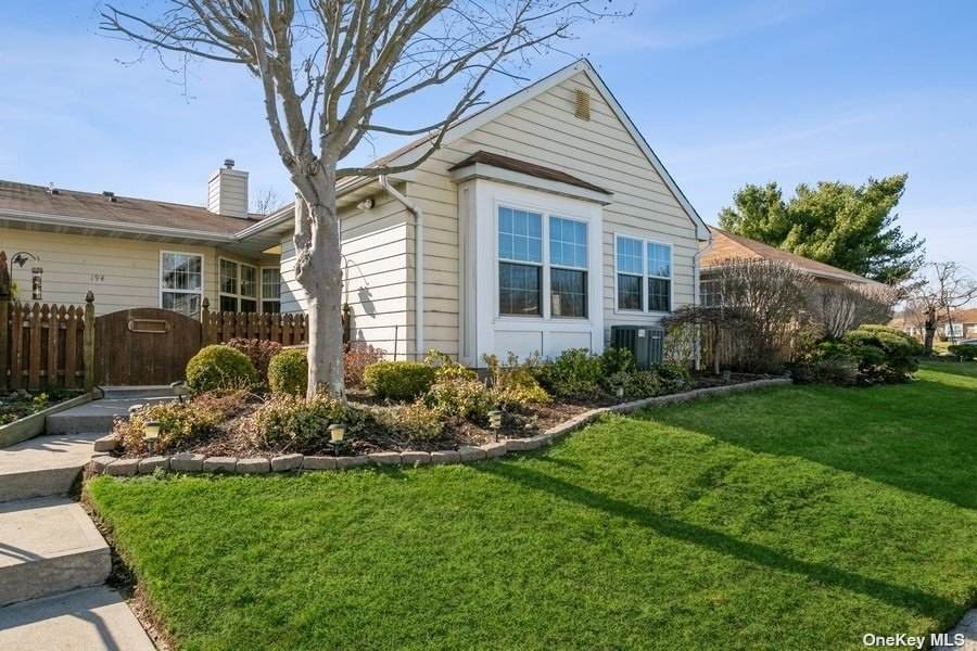 194 Theodore Drive - Photo 1