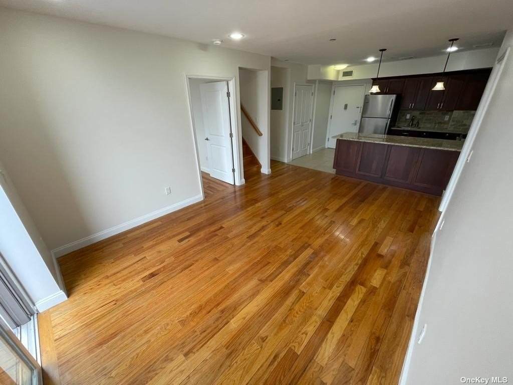 141-29 84 Drive - Photo 1