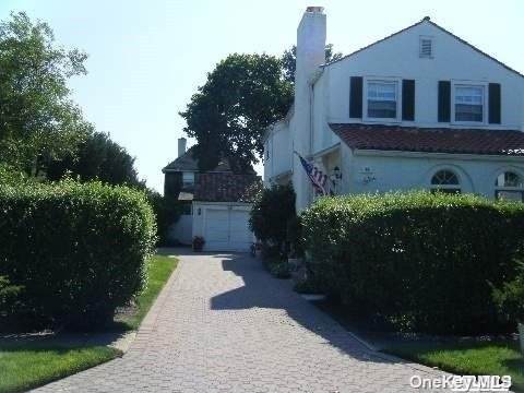 56 Hamilton Avenue - Photo 1