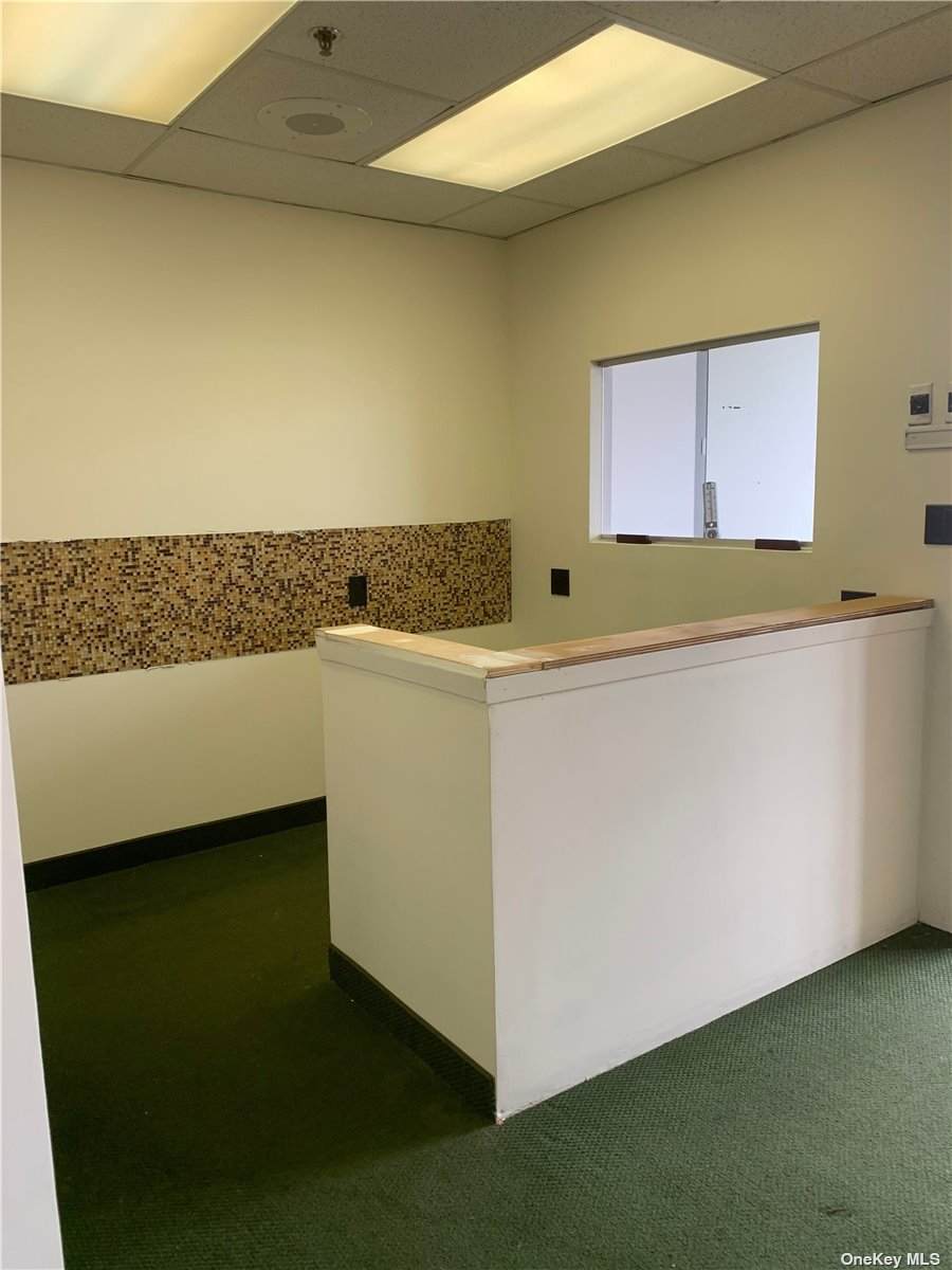 160 Main St - Photo 1
