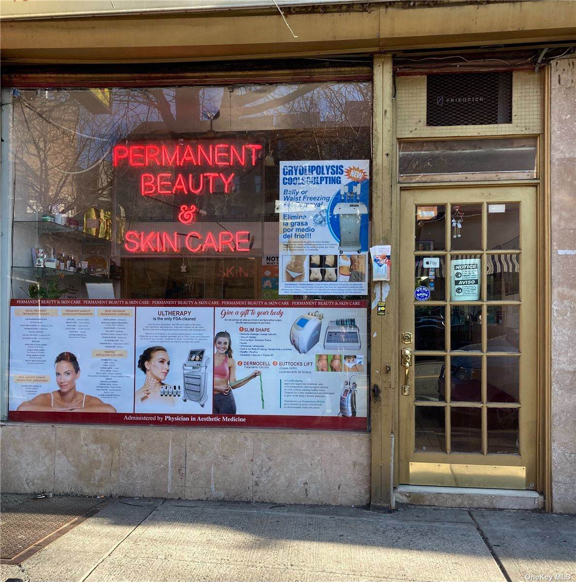 44-16 Greenpoint Avenue - Photo 1