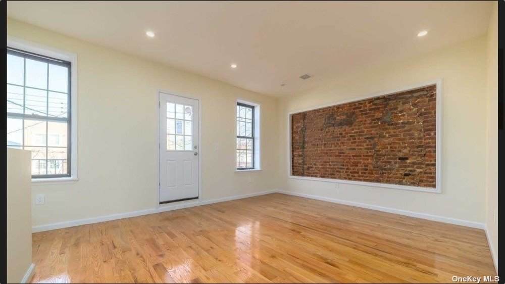 368 Atkins Avenue - Photo 1